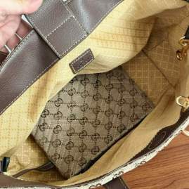 Picture of Gucci Handbags _SKUfw239242462fw